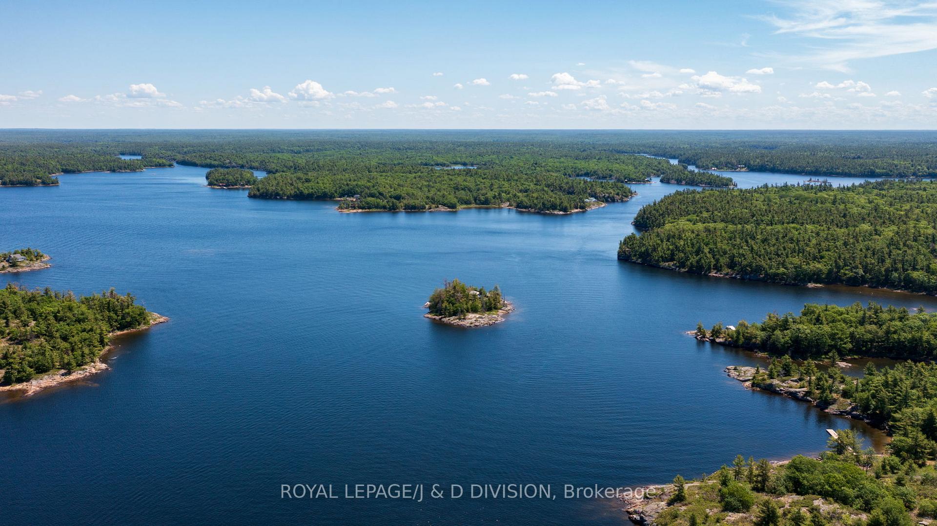 1 B254 Emerald Island, The Archipelago, ON P0C 1H0