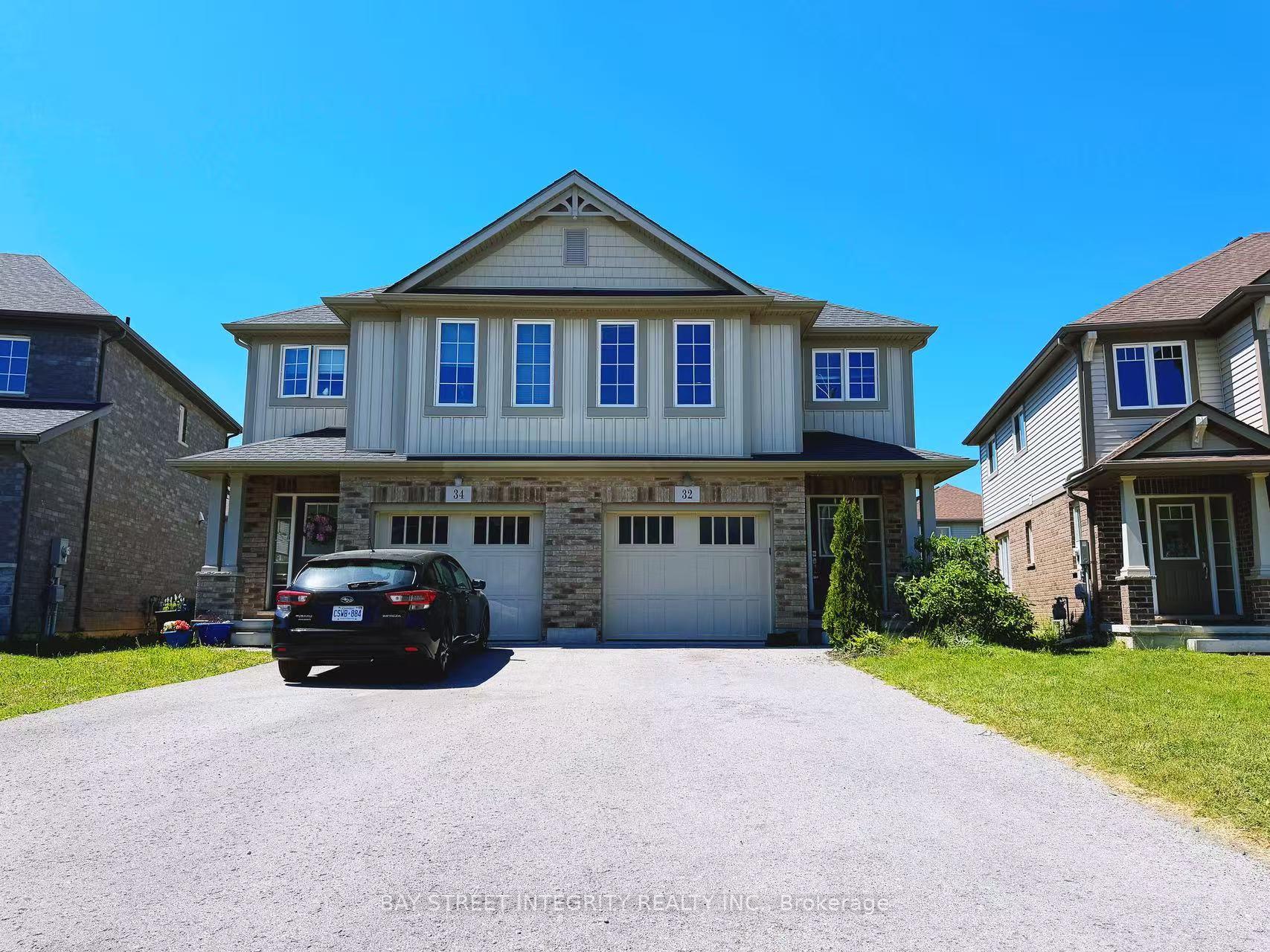 32 Elderberry Road, Thorold, ON L2V 0E7