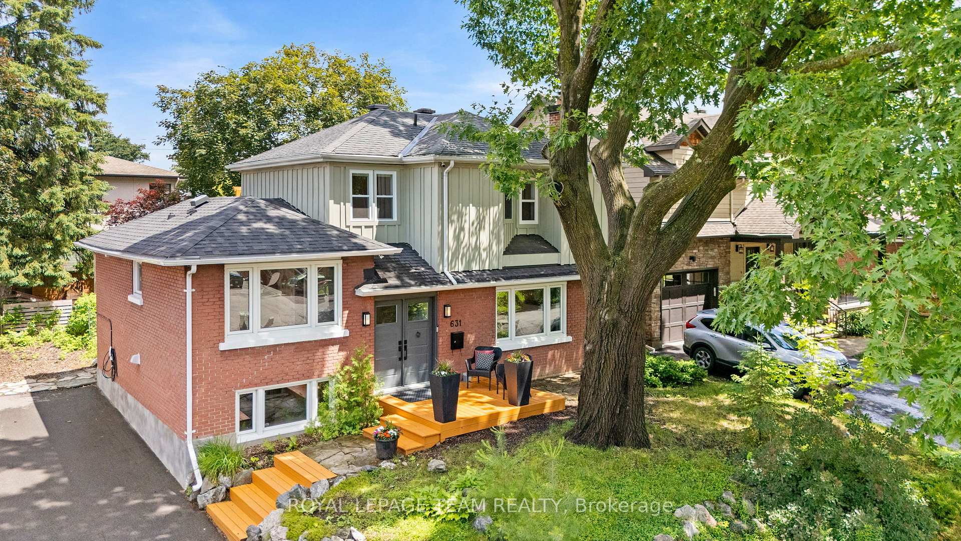 631 Courtenay Avenue, Carlingwood - Westboro and Area, ON K2A 3B6