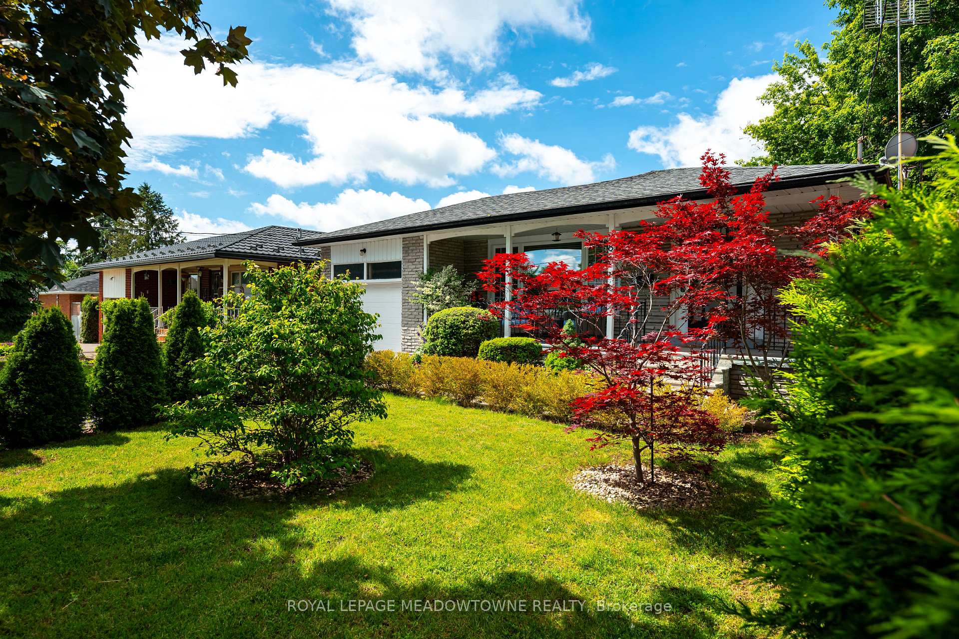 28 Algoma Drive, Guelph, ON N1E 1C7