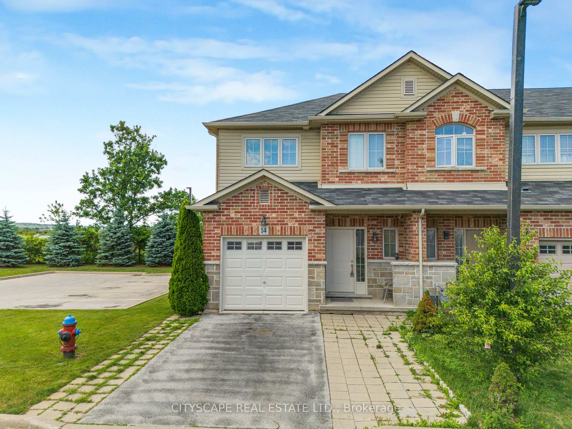 14 Redcedar Crescent, Hamilton, ON L8E 0G3