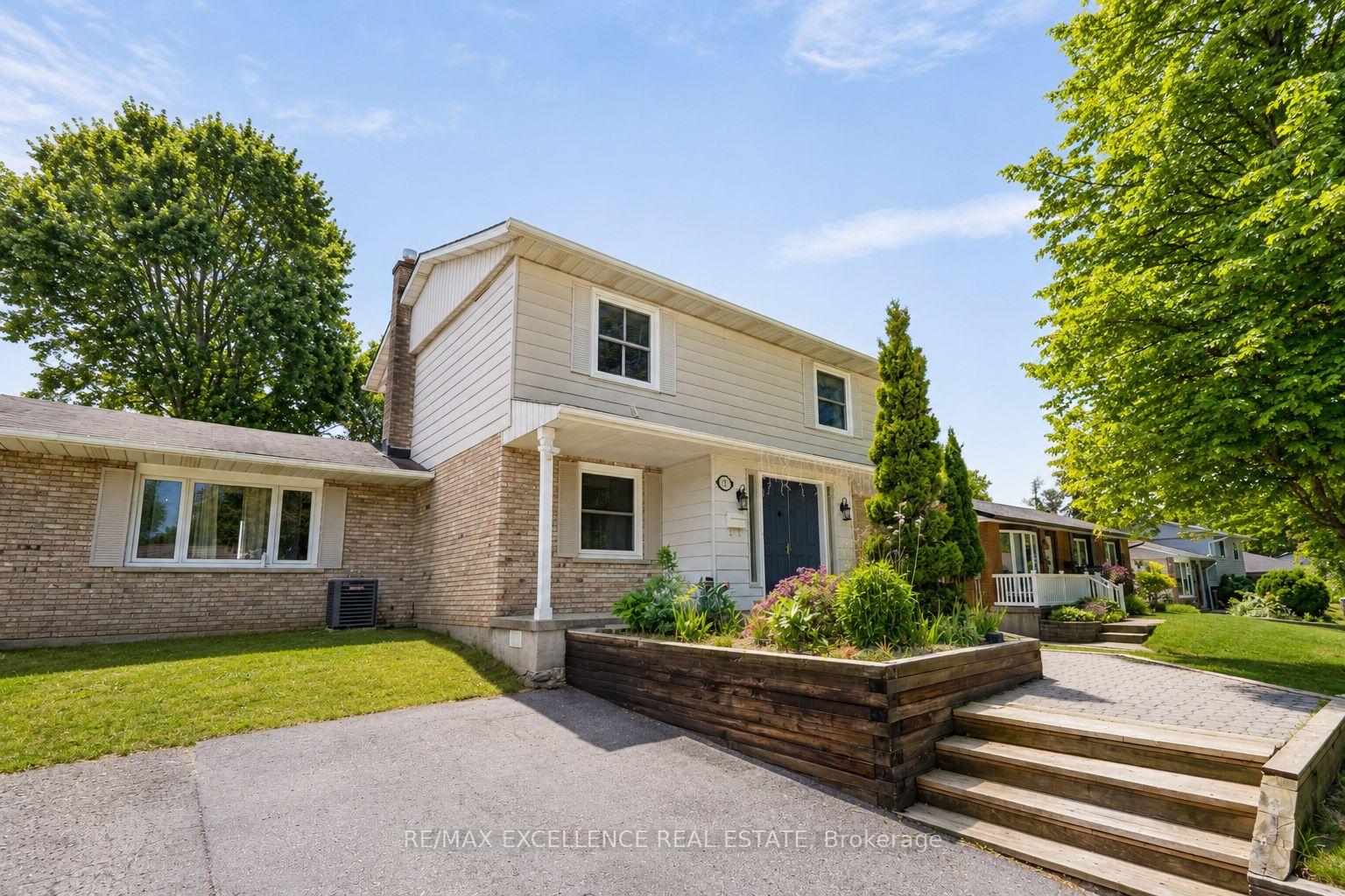 27 WADSWORTH Drive, Ingersoll, ON N5C 3L3