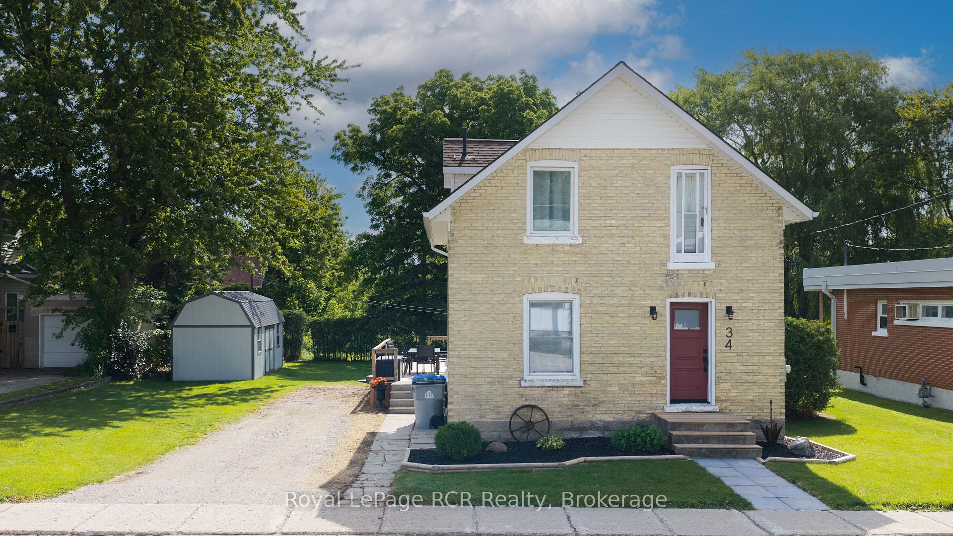 34 Goshen Street N, Bluewater, ON N0M 2T0