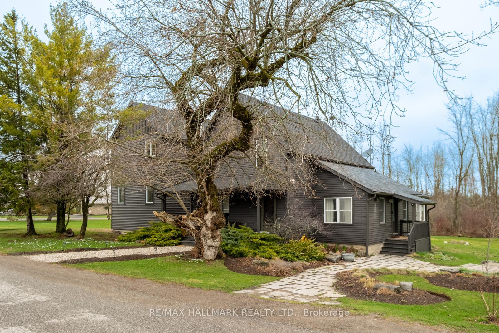 709 Old Milford Road, Prince Edward County, ON K0K 2T0