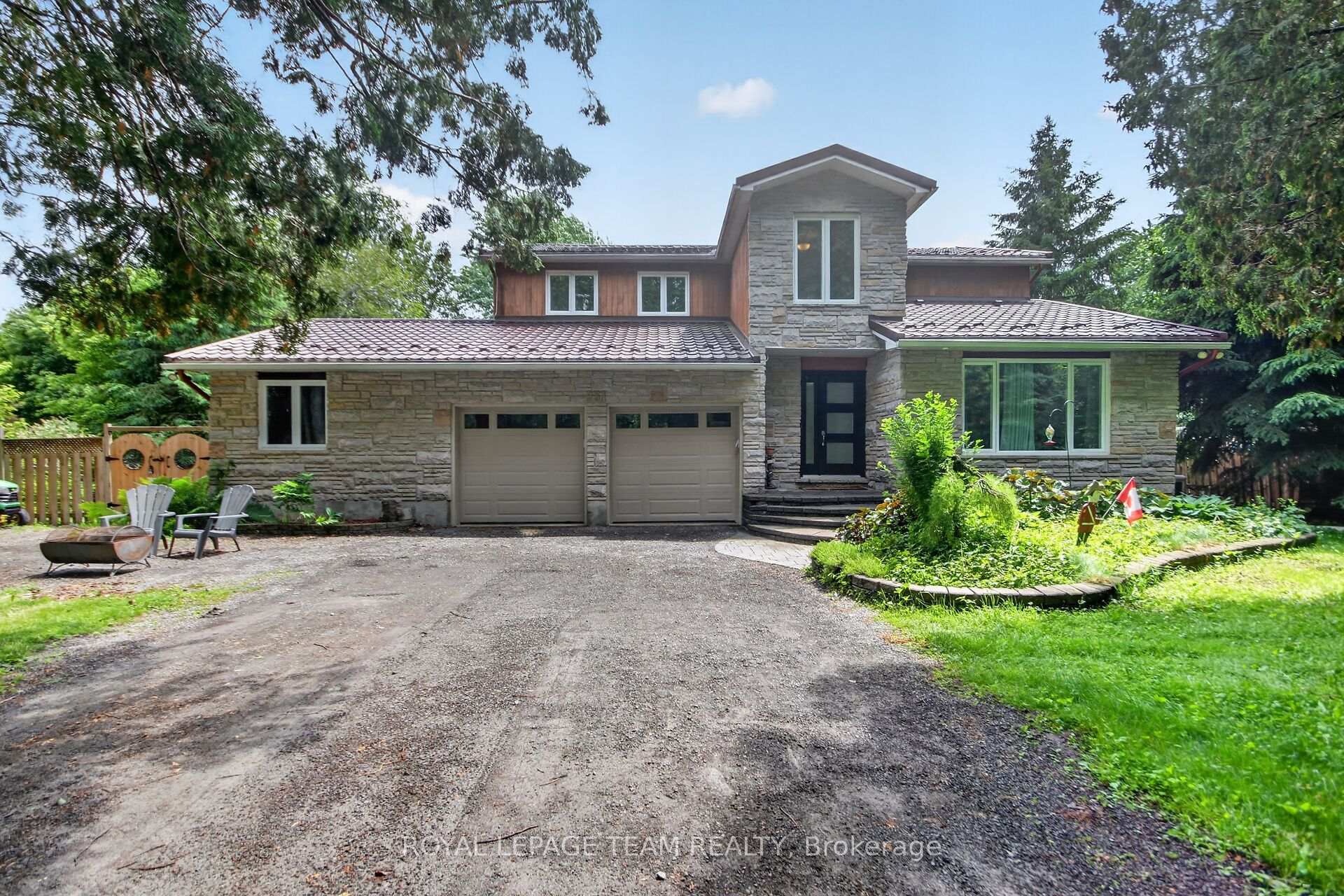 231 Des Bois Drive, Russell, ON K4R 1C4