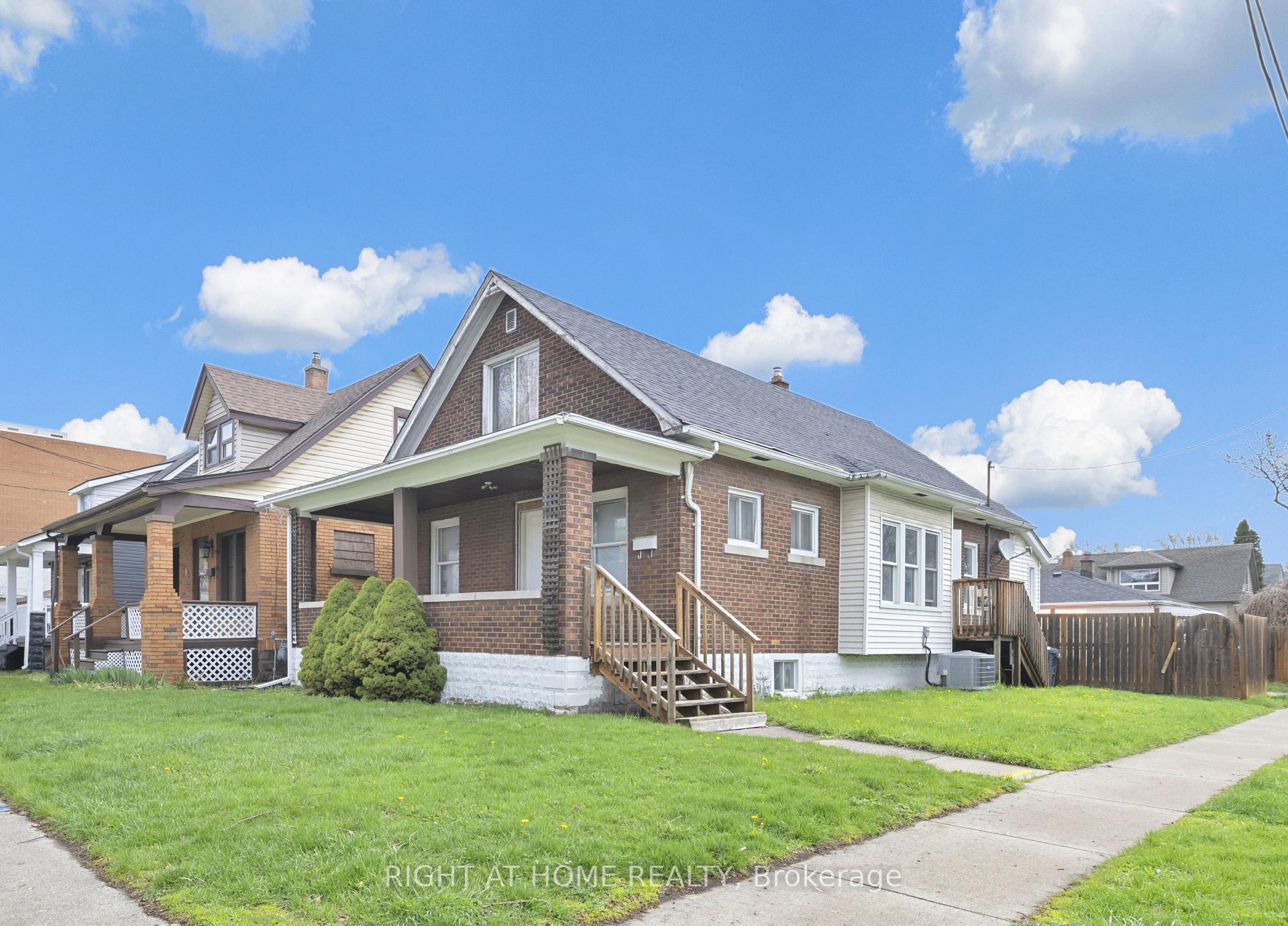 3497 Peter Street, Windsor, ON N9C 1J4