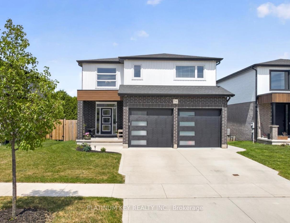 54 Mcneil Street, Strathroy-Caradoc, ON N0L 1W0