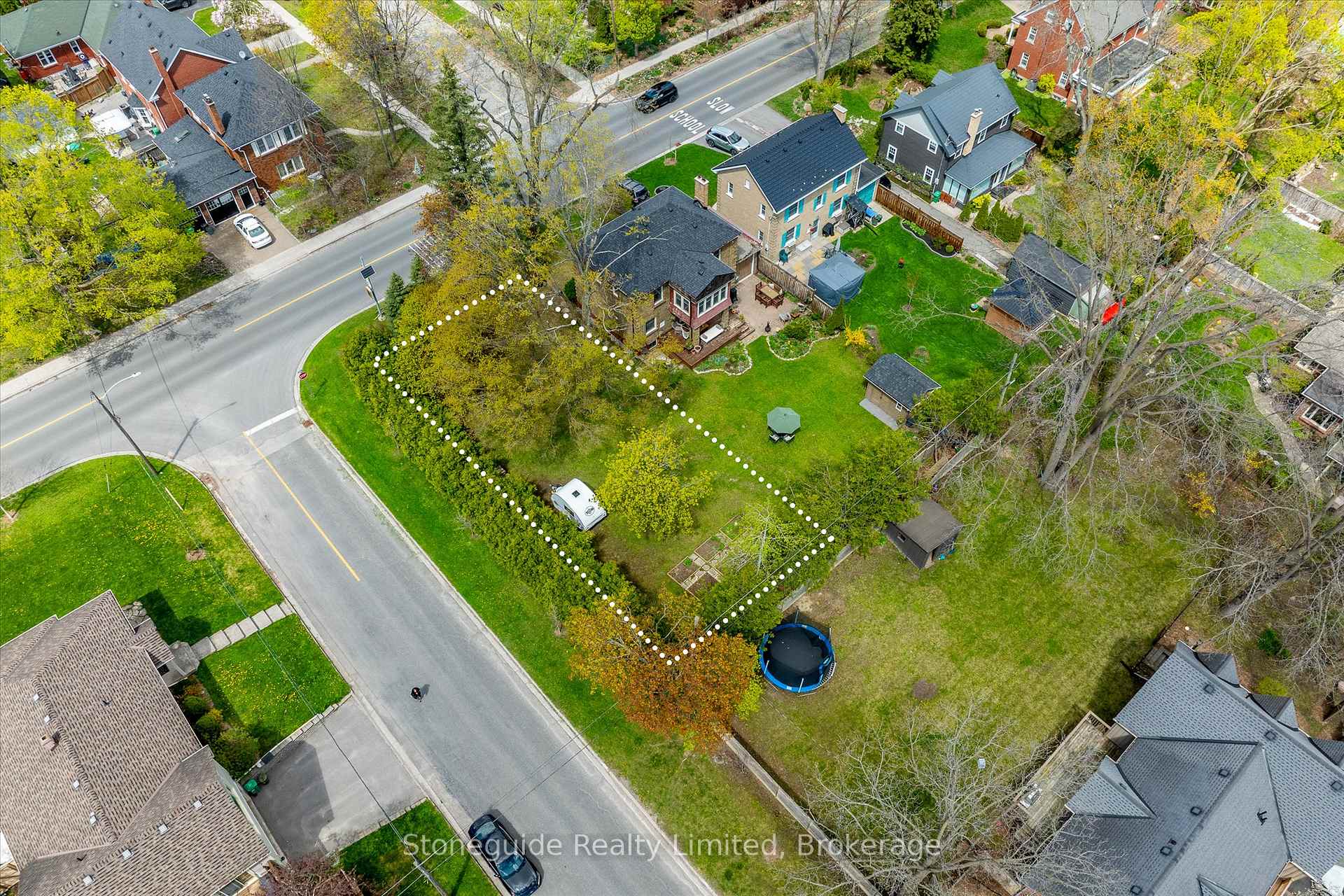 665 Weller Street, Peterborough, ON K9J 4X1