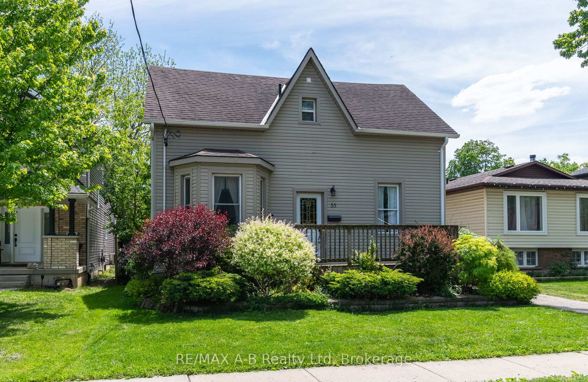 55 Stratford Street, Stratford, ON N5A 2H7