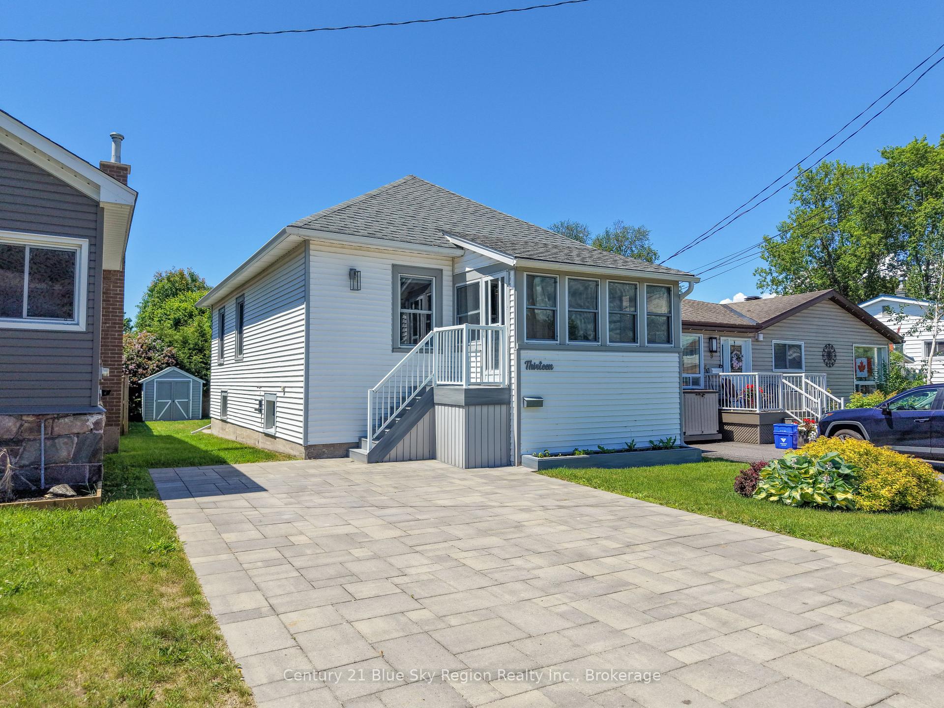 13 Pollard Avenue, North Bay, ON P1A 1Z4