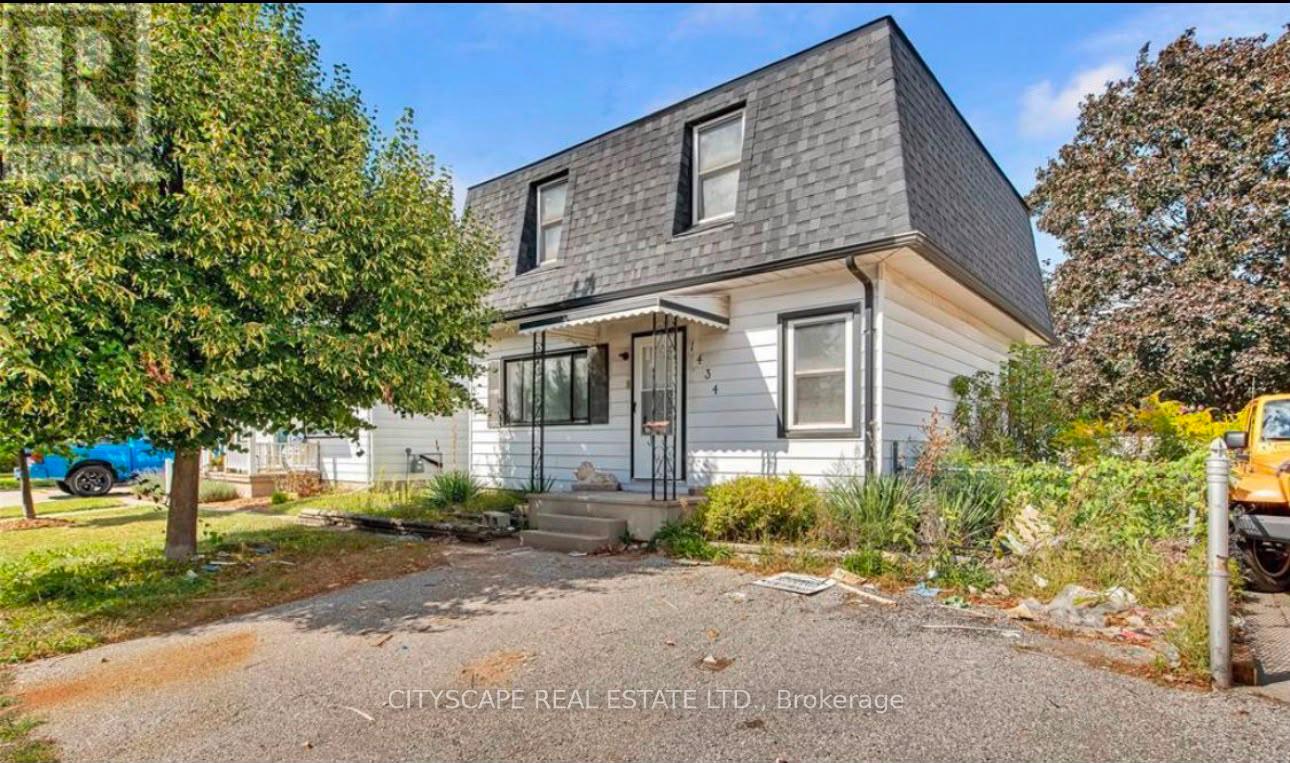 1434 Prince Road, Windsor, ON N9C 3A9