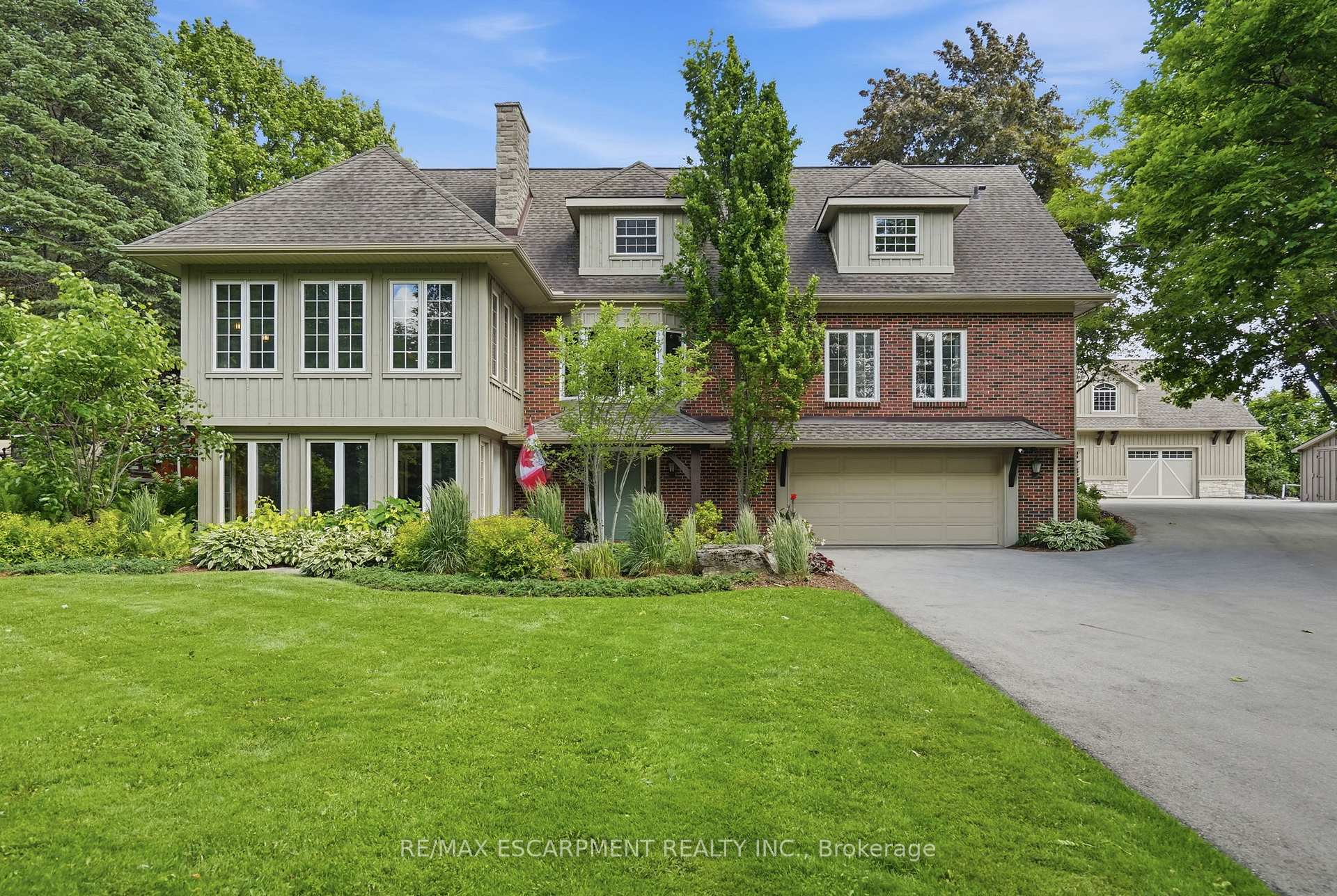 314 7th Concession Road E, Hamilton, ON L8B 1T5