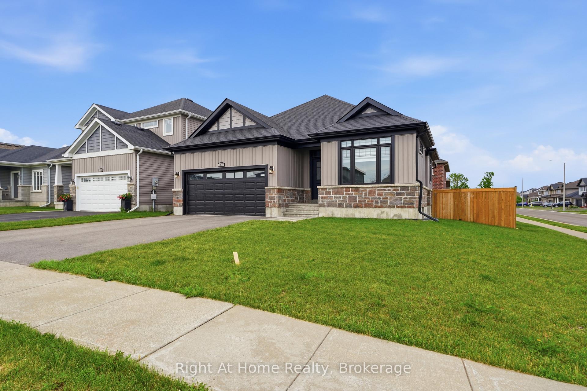 27 Redwood Drive, Belleville, ON K8N 0K3