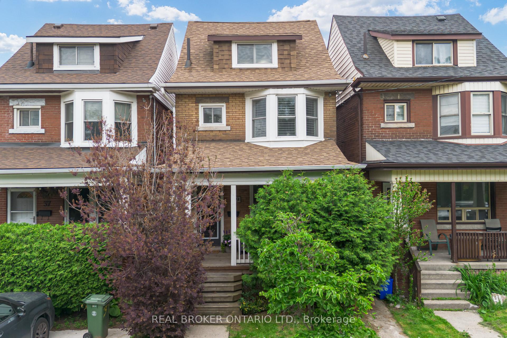39 East Bend Avenue S, Hamilton, ON L8M 3E4