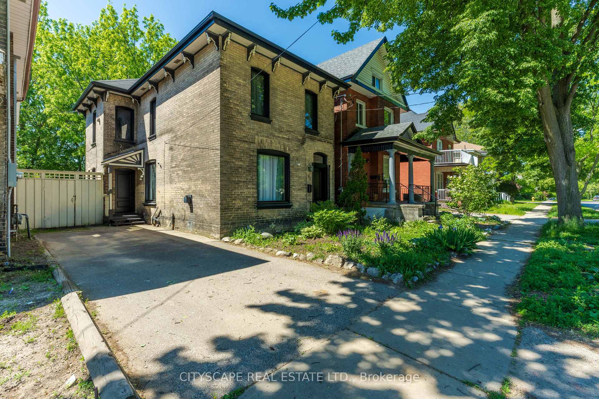 29 Arthur Street, Brantford, ON N3S 3H4