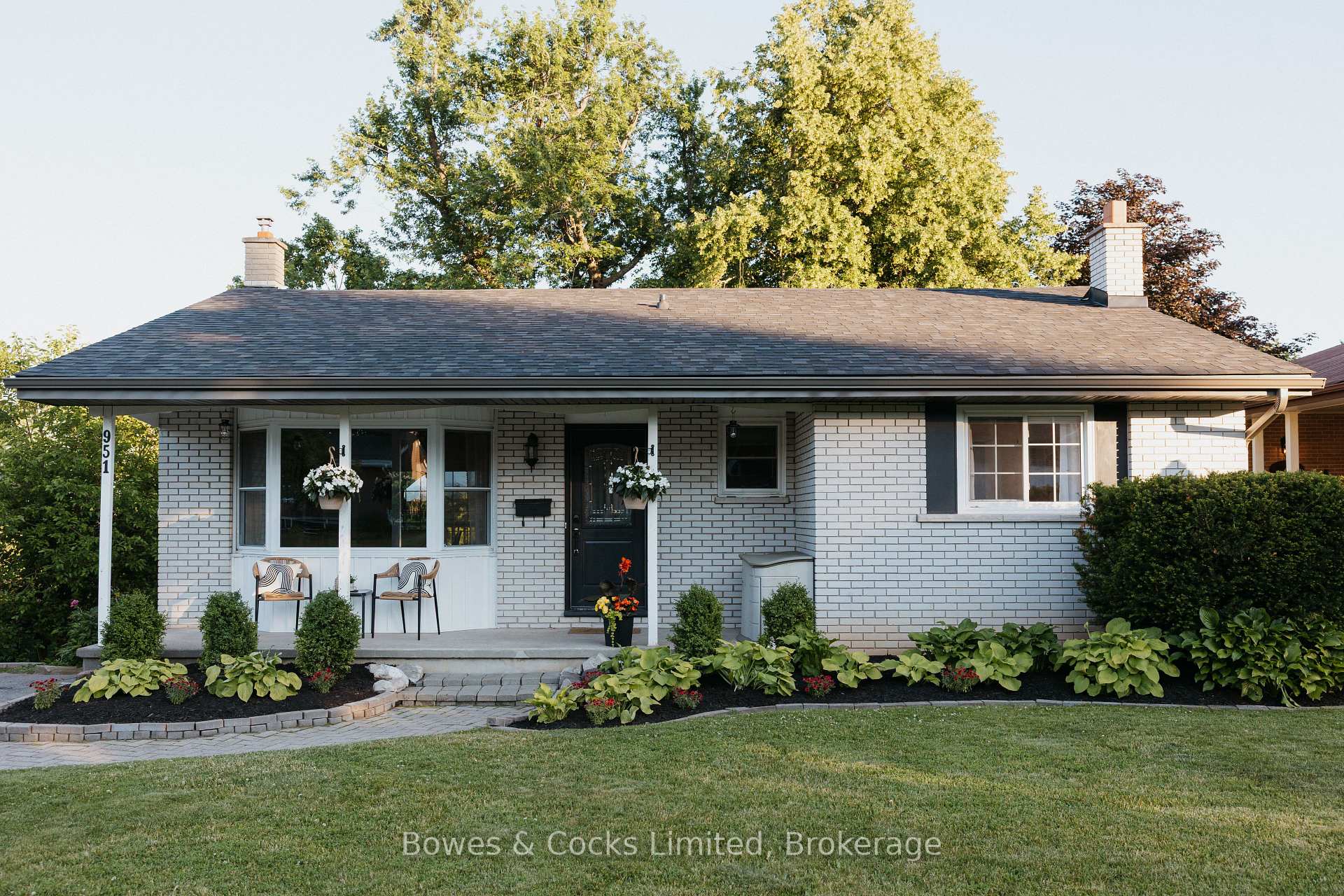 951 Ellesmere Avenue, Peterborough, ON K9H 7A9