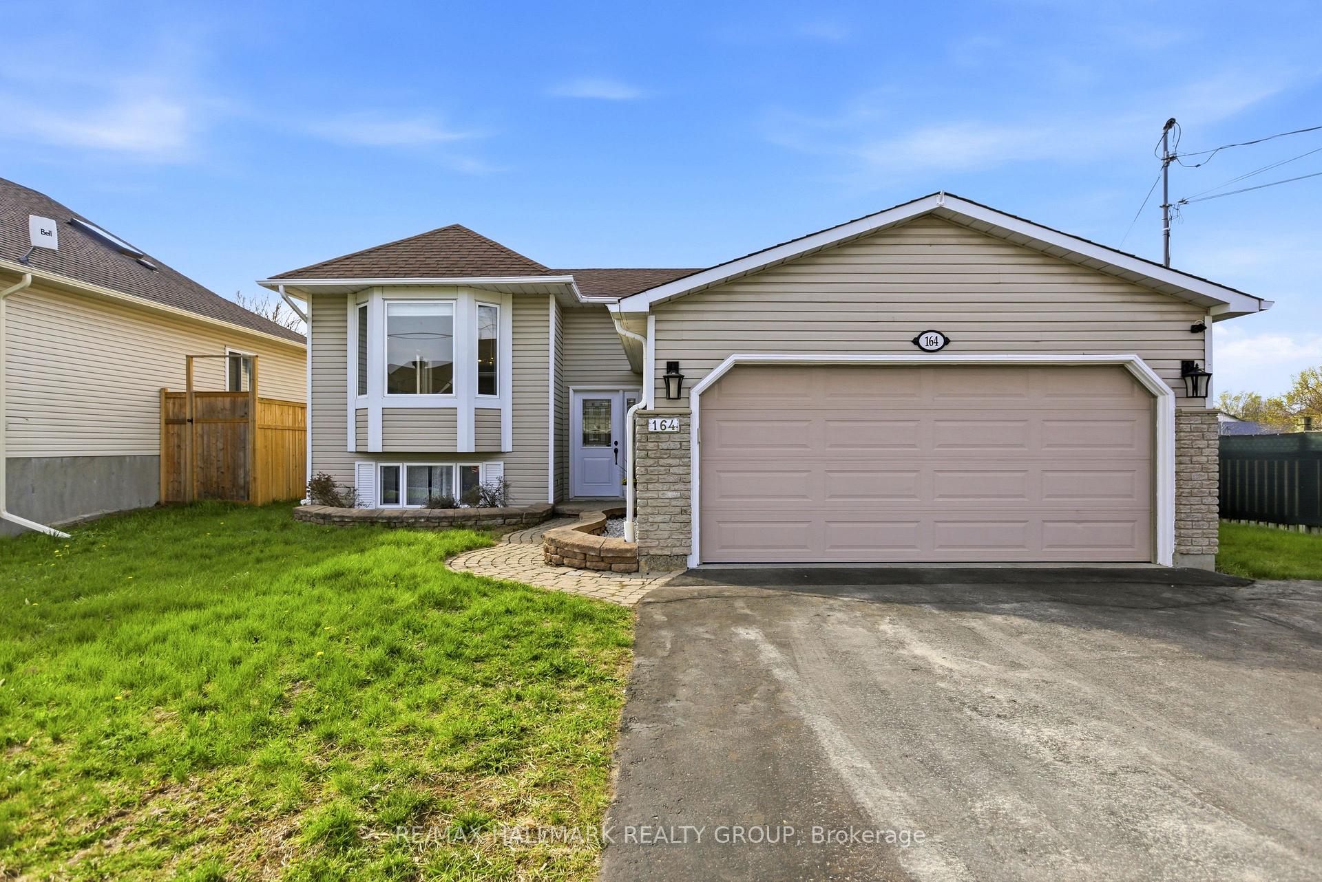 164 Patterson Crescent, Carleton Place, ON K7C 4P3