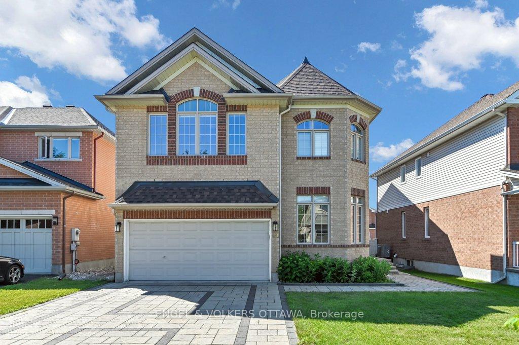 49 Grenwich Circle, Carlington - Central Park, ON K2C 4G1