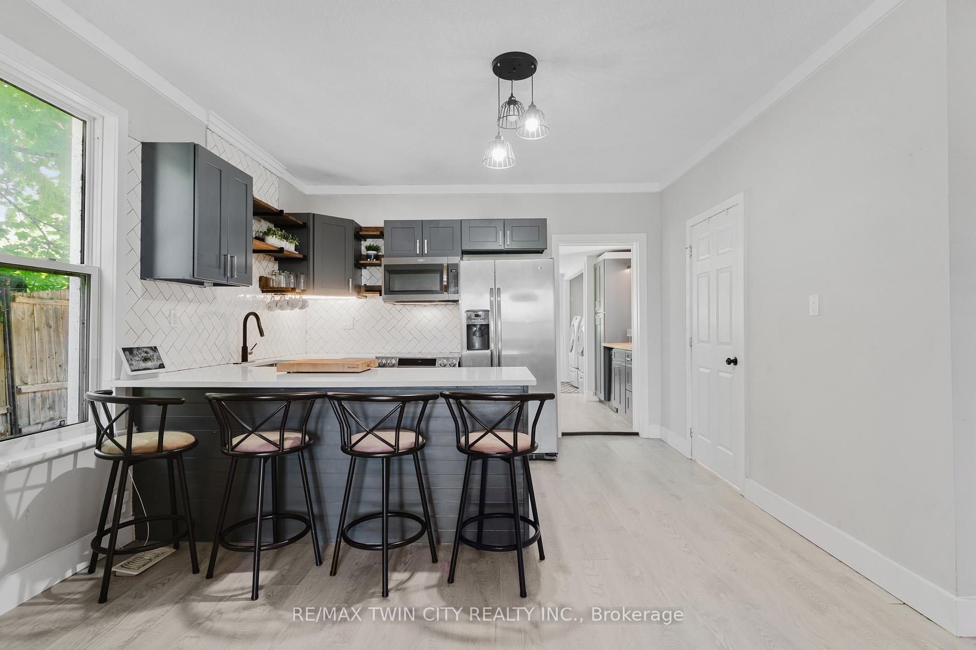 35 Shade Street, Cambridge, ON N1R 4J6