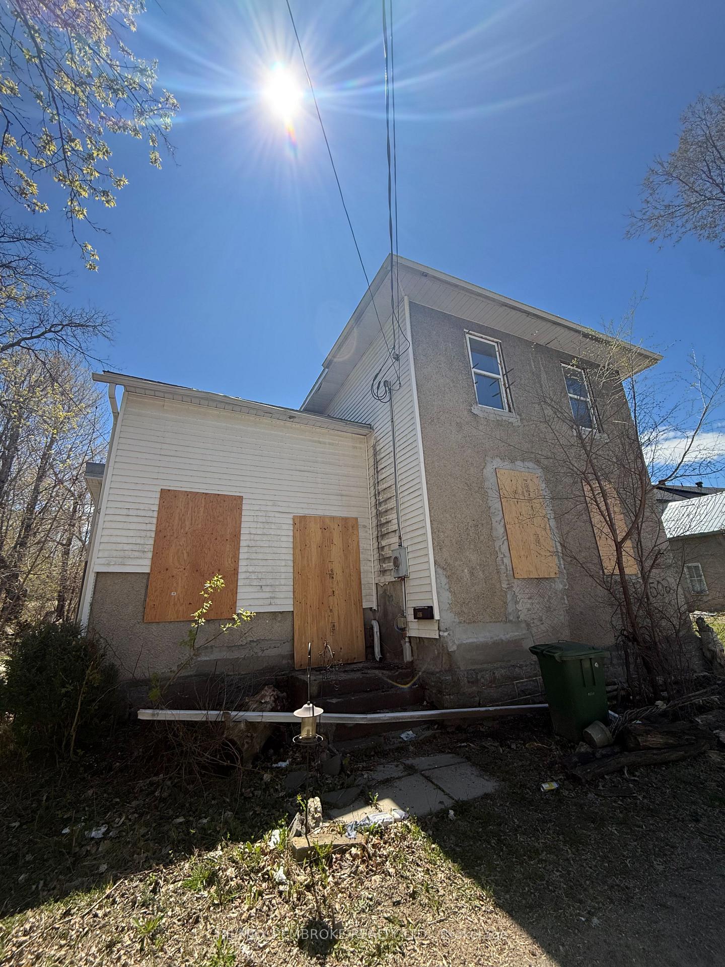 502 Martin Street, Pembroke, ON K8A 3J3