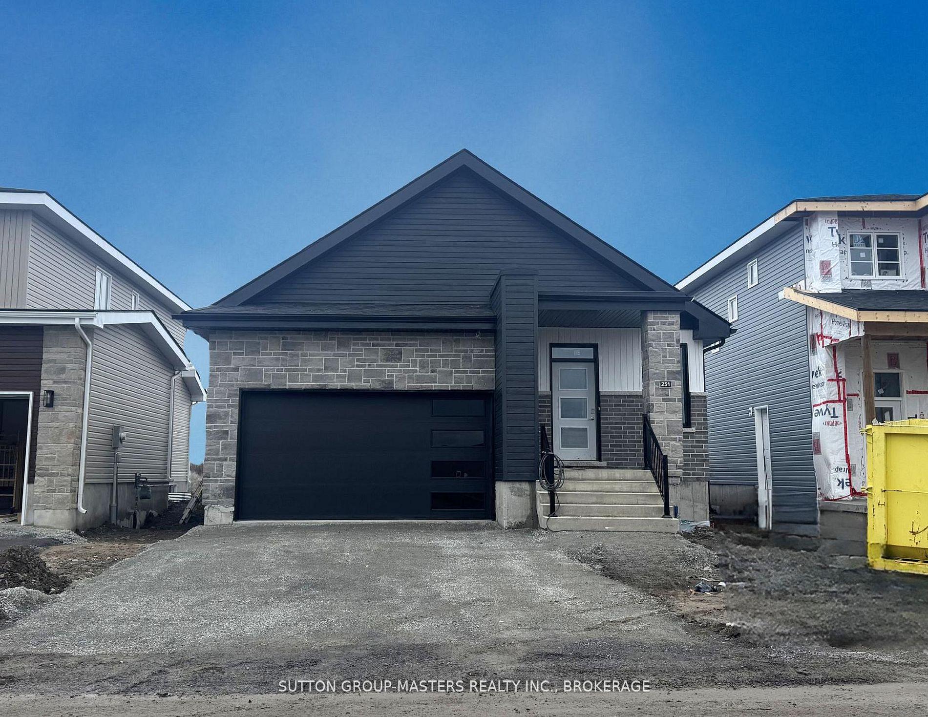 251 Pratt Drive, Loyalist, ON K7N 0E8