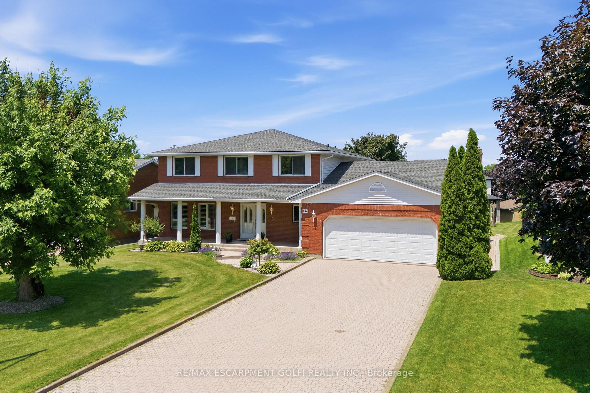 24 Renfrew Drive, Thorold, ON L2V 4E7