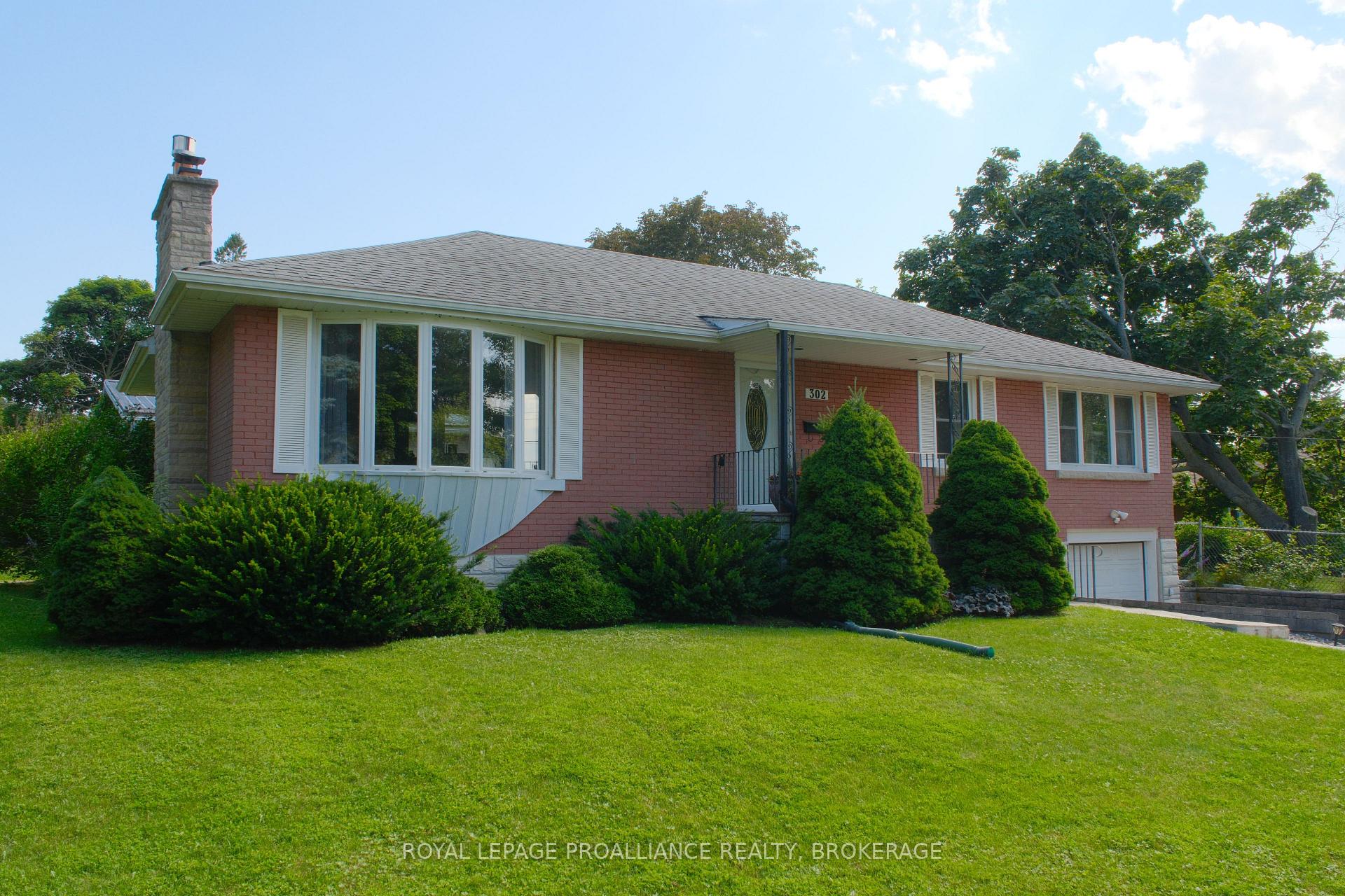 302 Arrowhead Place, Kingston, ON K7M 3L3