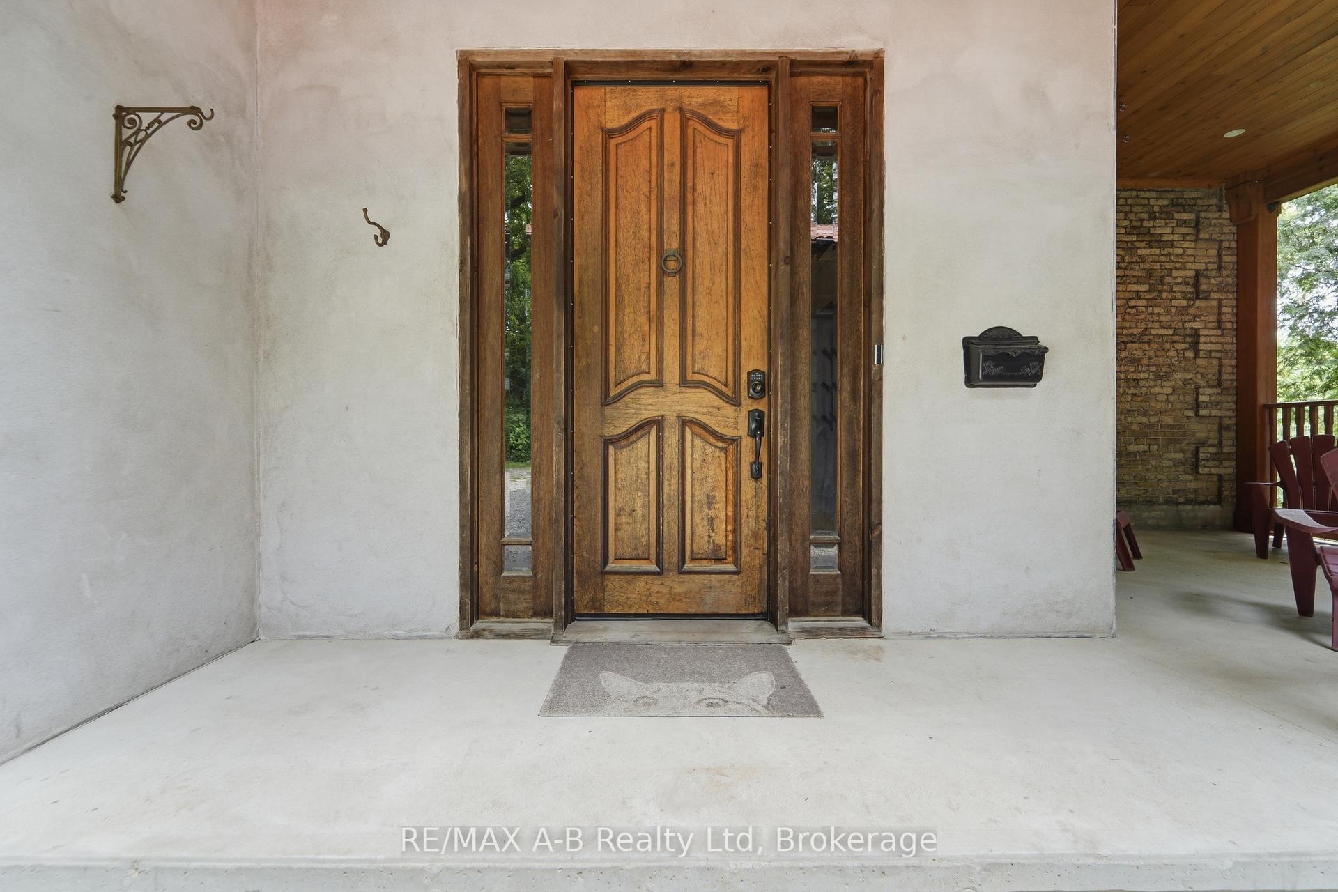 84 Church Street N, St. Marys, ON N4X 1A3