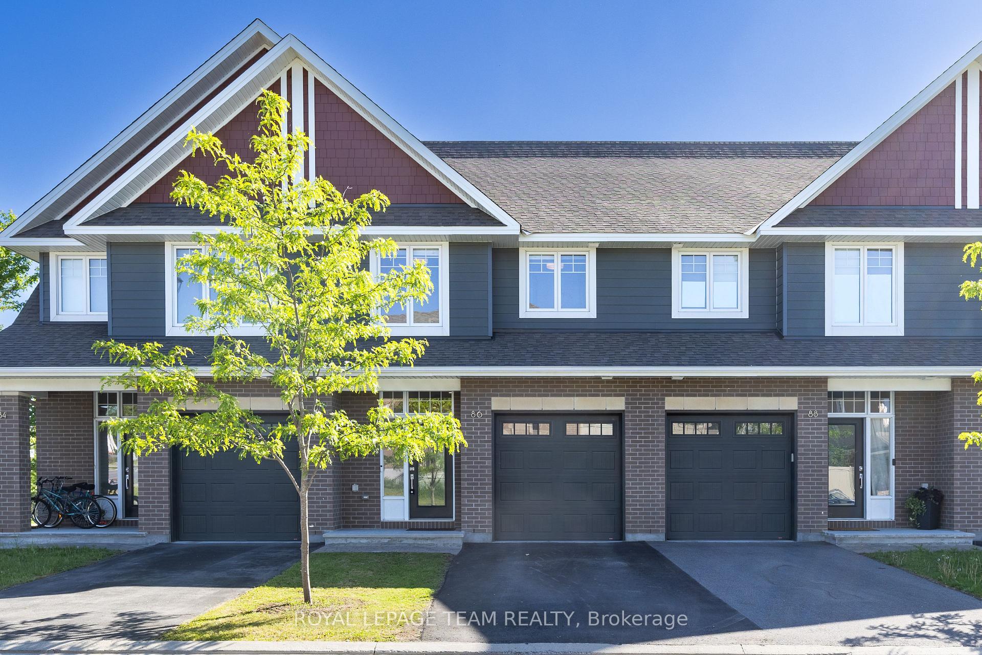 86 Escarpment Crescent, Kanata, ON K2T 0L8