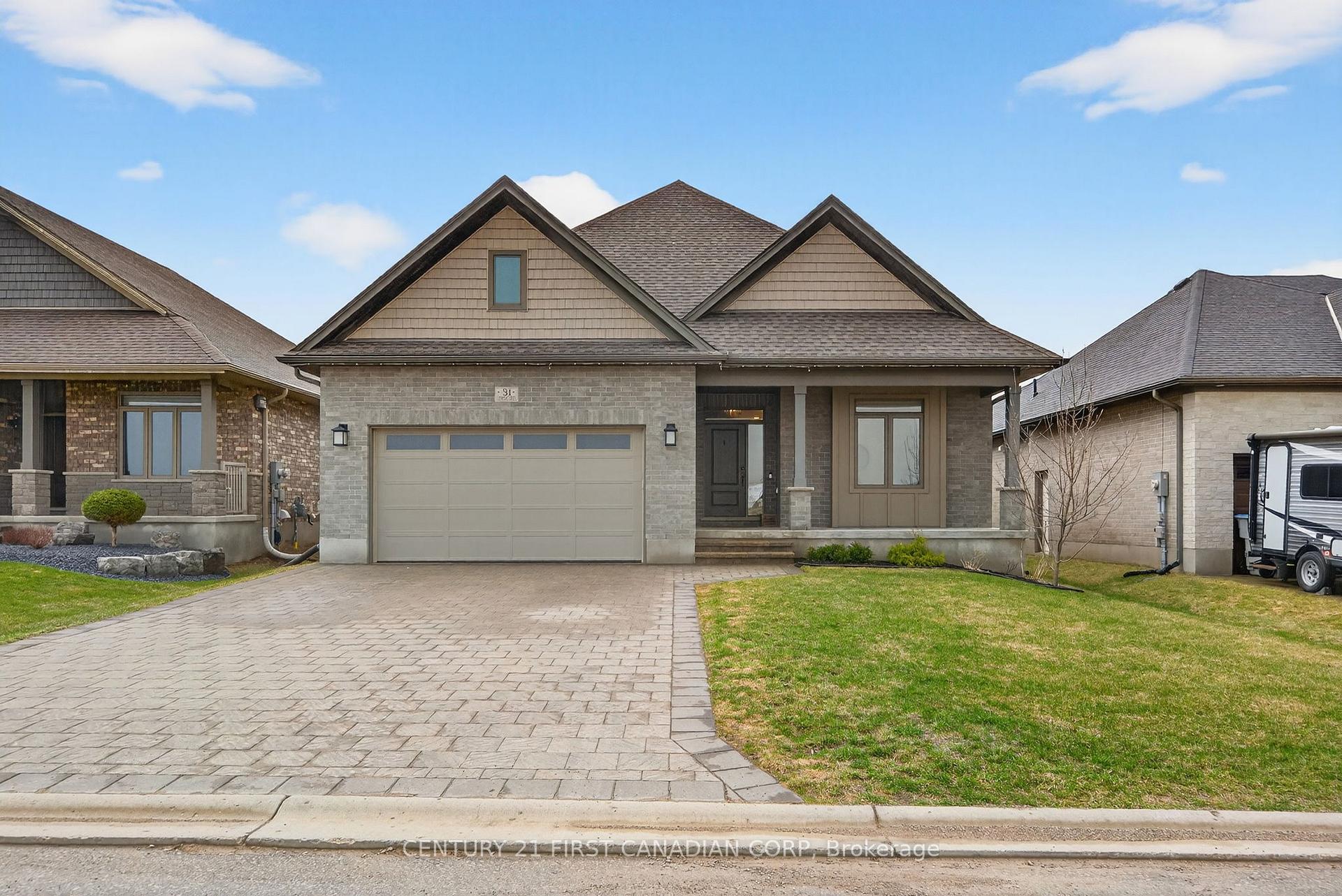 31 Lindsay Crescent, Strathroy-Caradoc, ON N7G 0G5