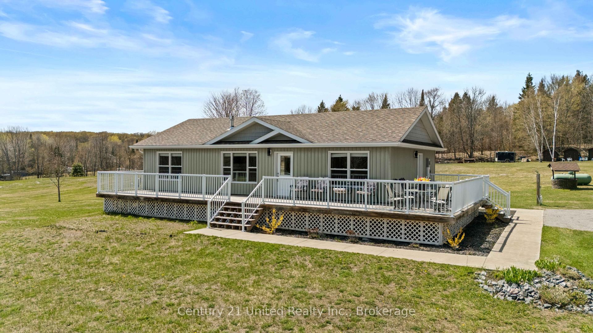 2278 Monck Road, Highlands East, ON K0L 1M0