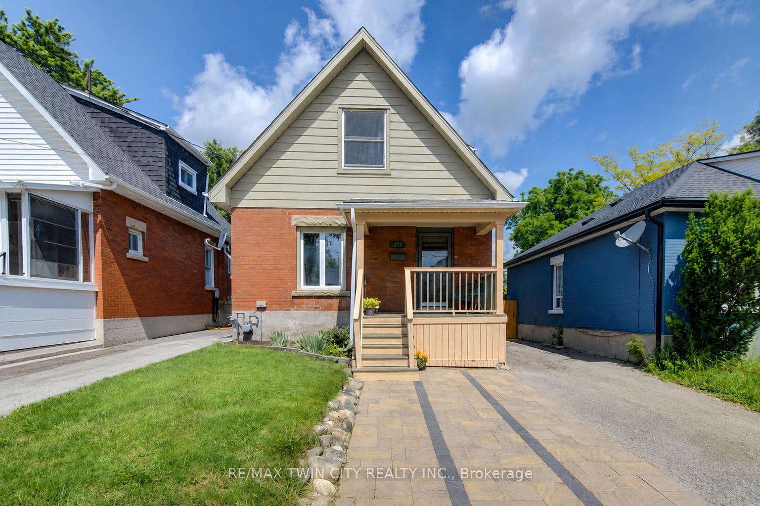 271 London Road W, Guelph, ON N1H 2C7