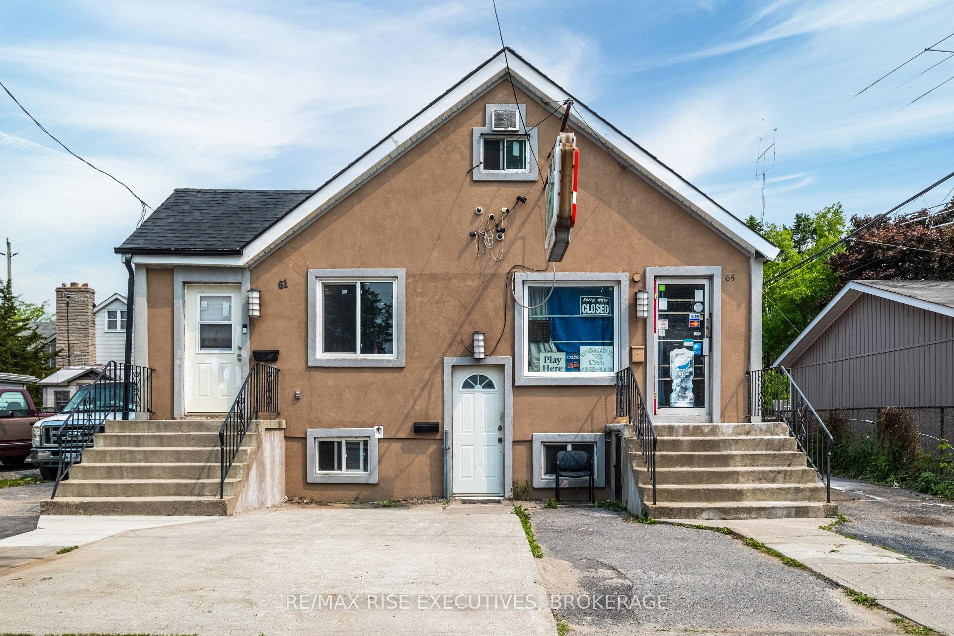 61 Seventh Avenue, Kingston, ON K7K 2M5