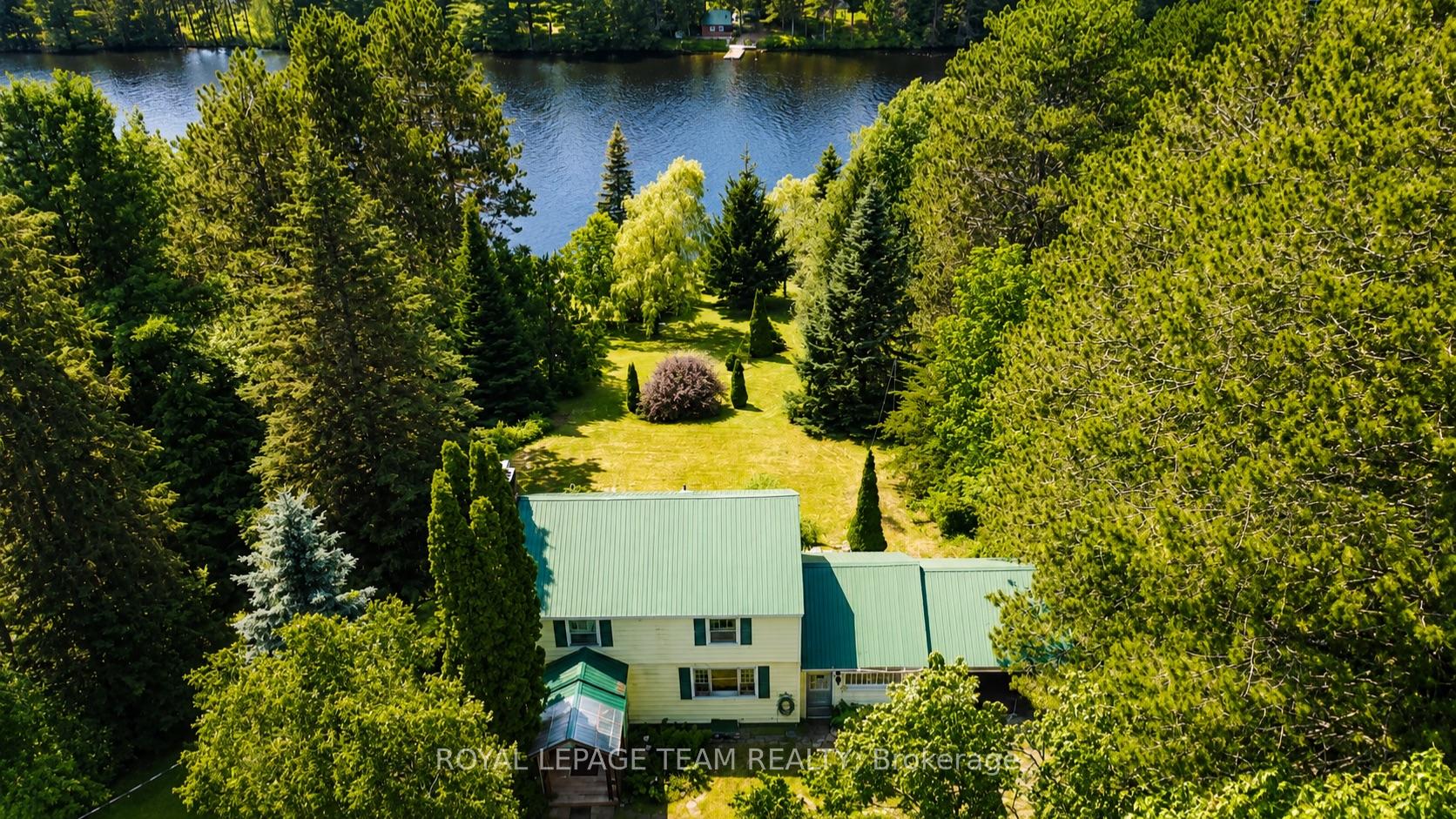 112 Ottawa Street, South Algonquin, ON K0J 2M0