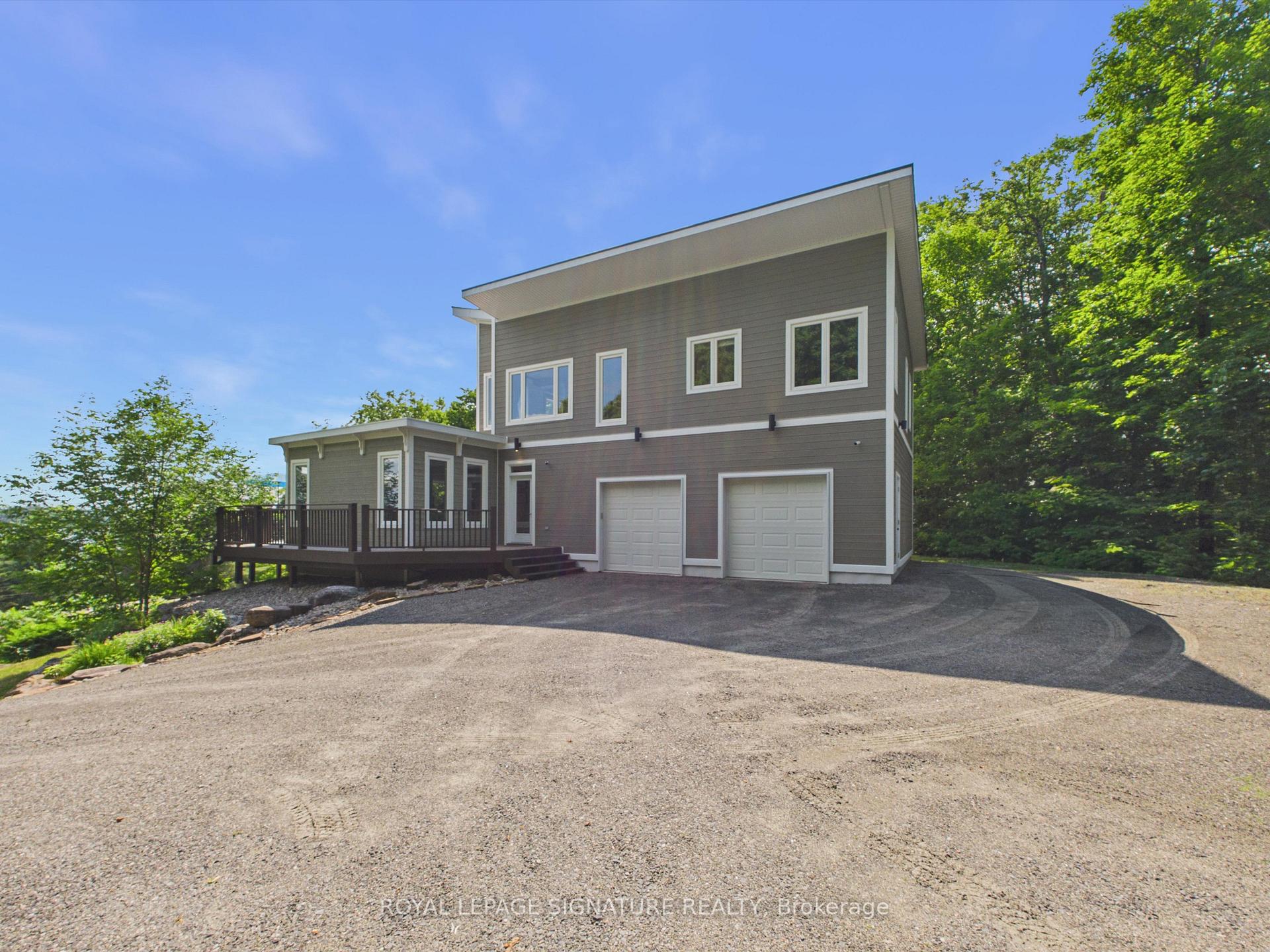 180 Allison's Point Road, Huntsville, ON P1H 1B5