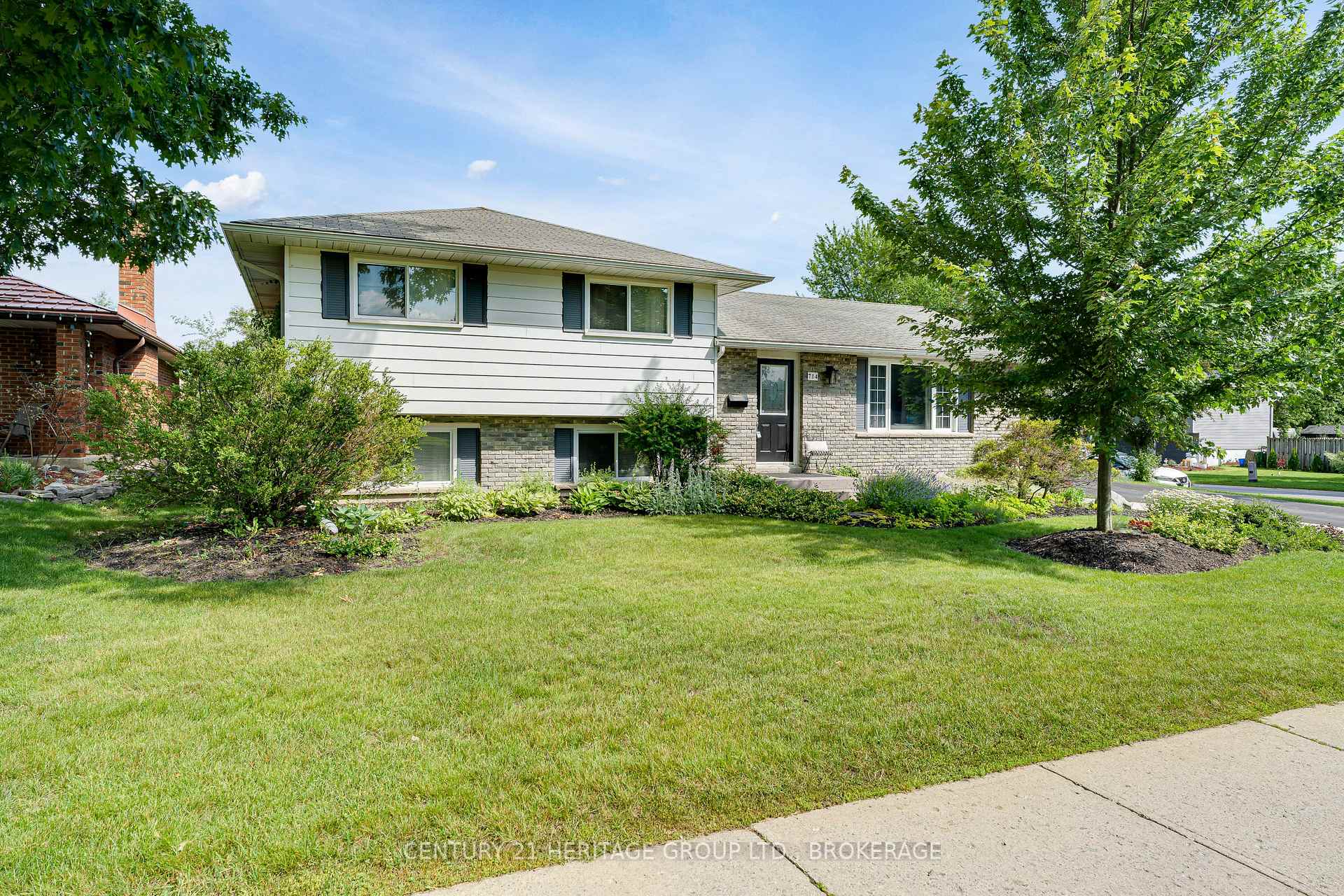 714 Milford Drive, Kingston, ON K7M 6S5