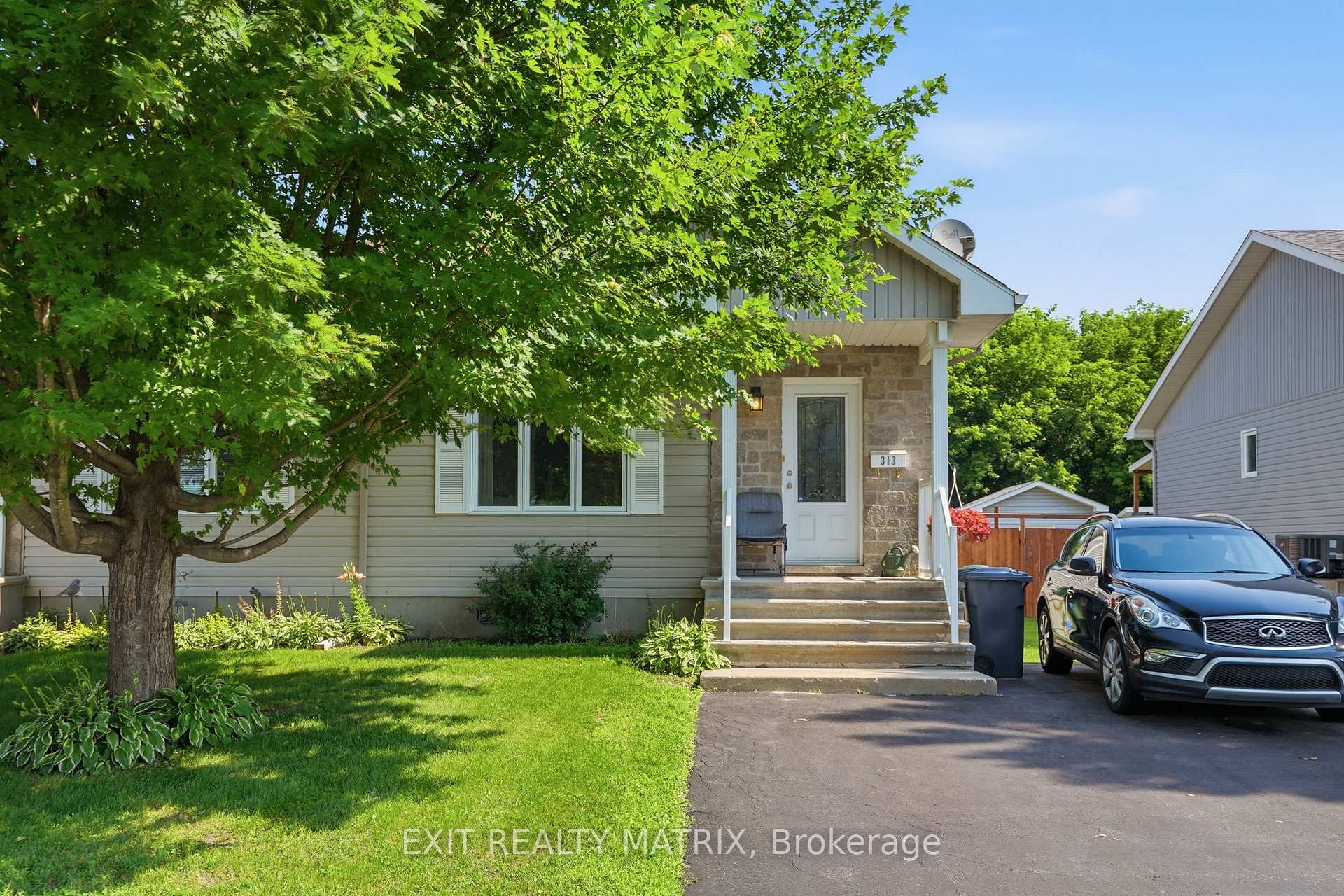 313 Nelson Street, Hawkesbury, ON K6A 1M1
