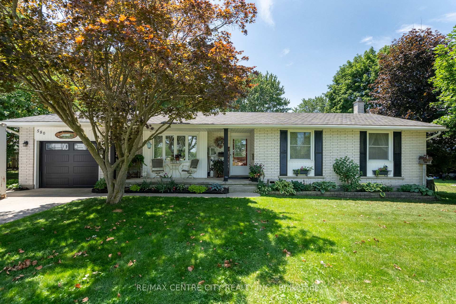 580 Albert Street, Strathroy-Caradoc, ON N7G 1W9