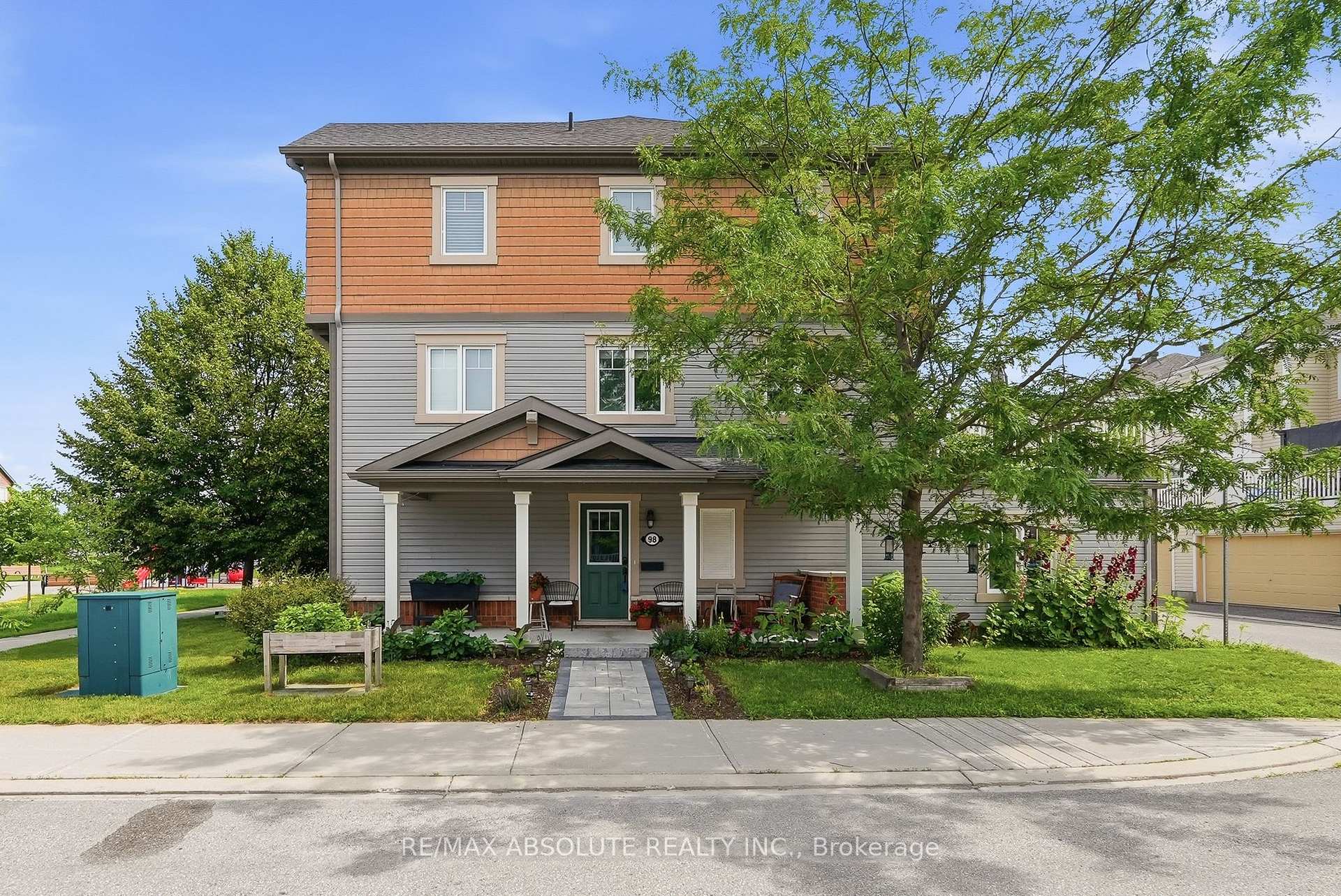 98 Brisote Lane, Stittsville - Munster - Richmond, ON K2S 0V4