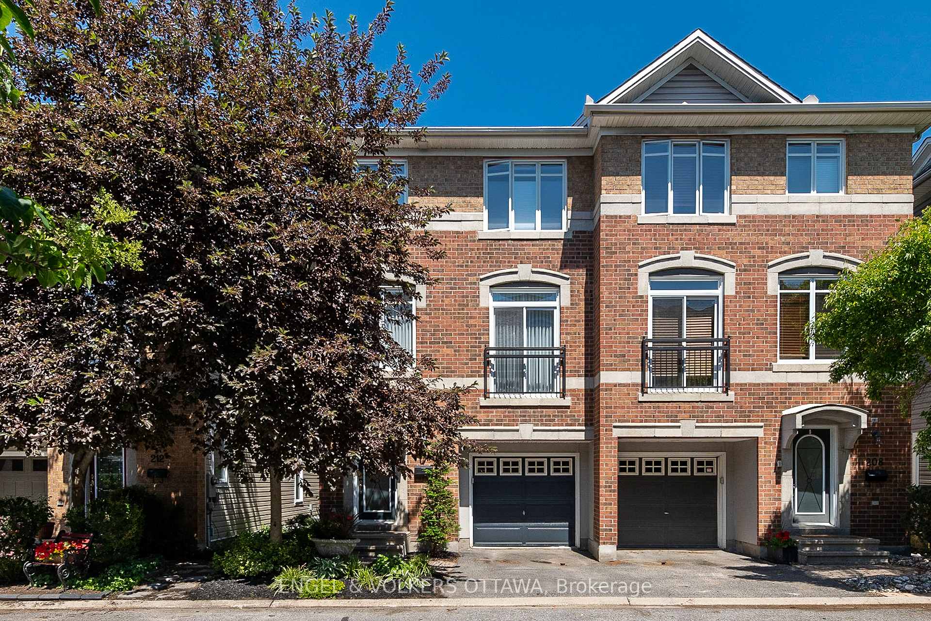 210 West Village Private, Westboro - Hampton Park, ON K1Z 1E4