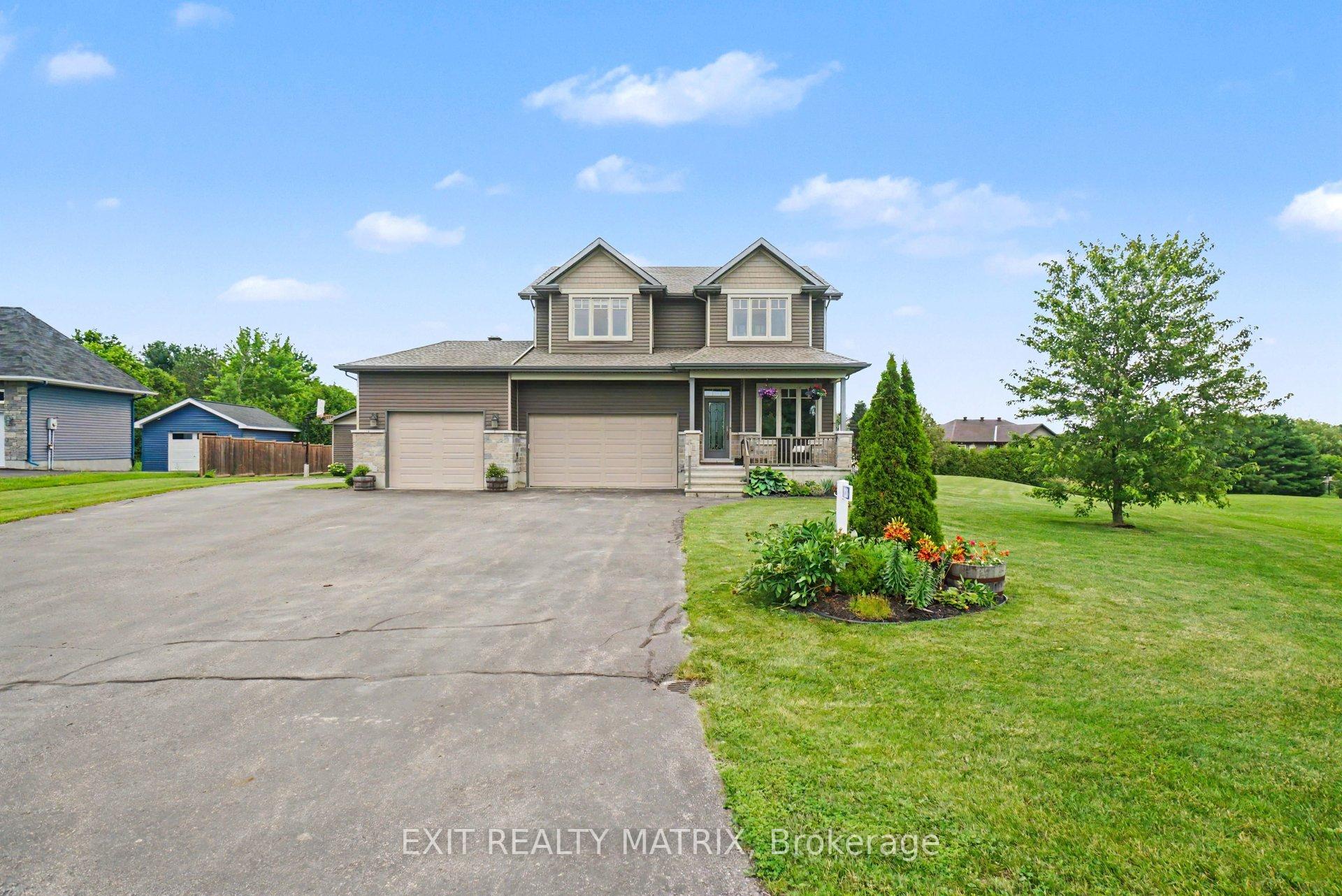 208 Nellie Street, Clarence-Rockland, ON K0A 2A0