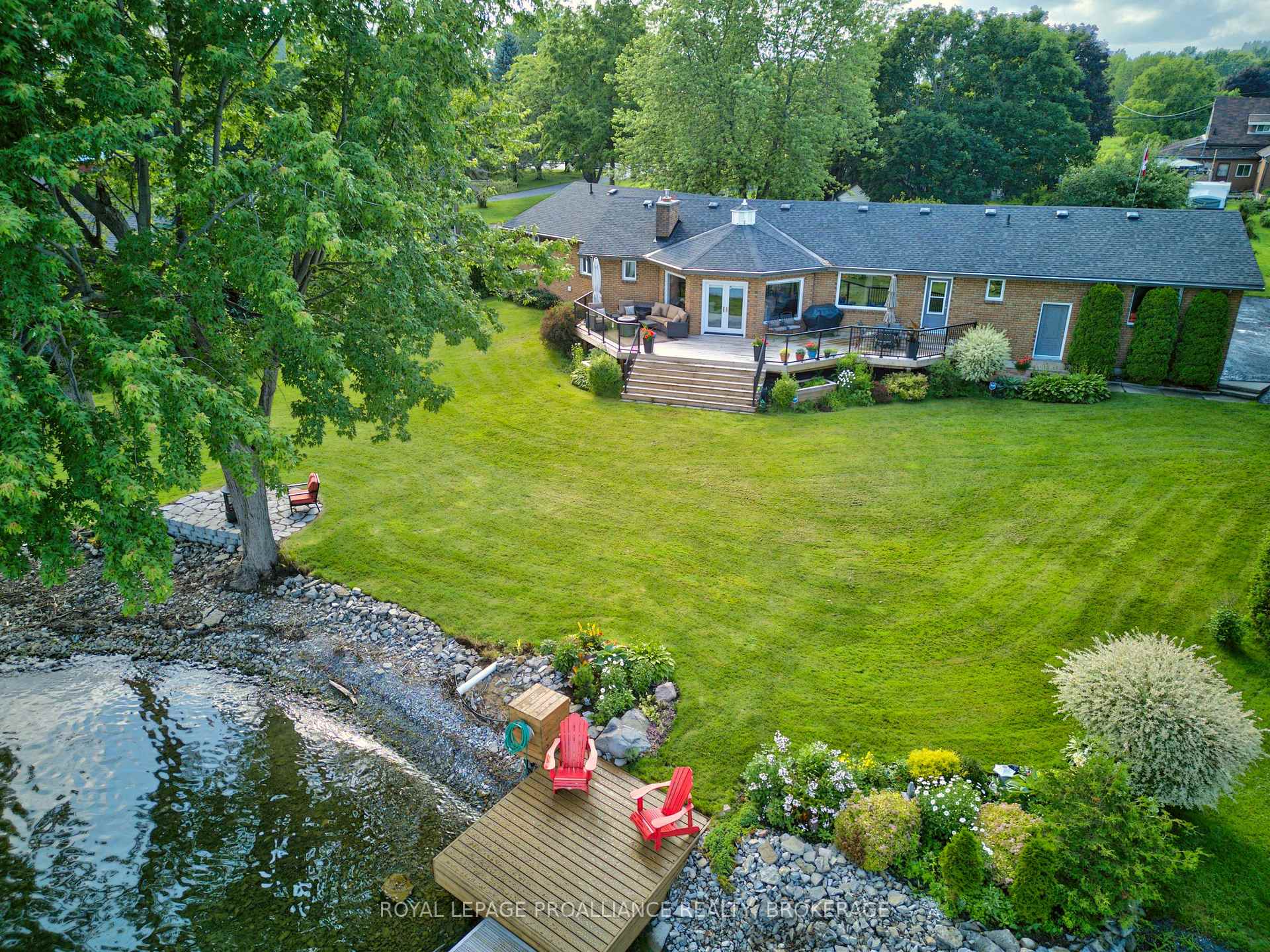 535 Main Street, Loyalist, ON K0H 1G0